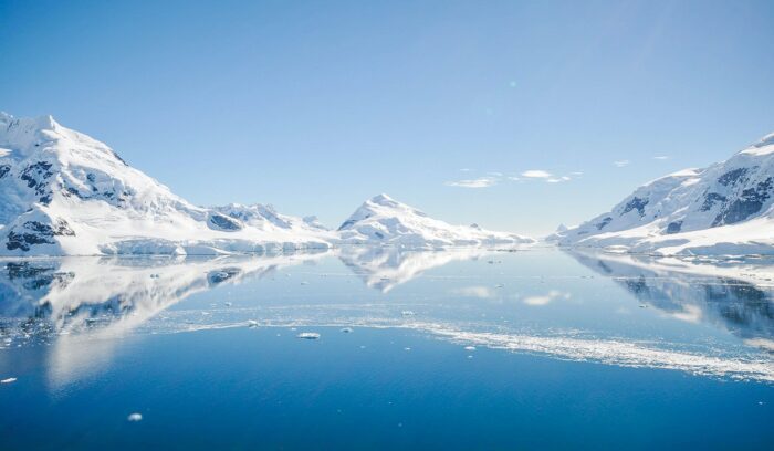 image for article on Antarctic exploration
