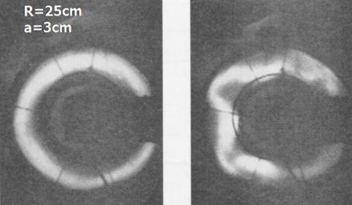 Early photo of plasma inside a pinch machine (Imperial College 1950–1951), for article on theta-pinch fusion