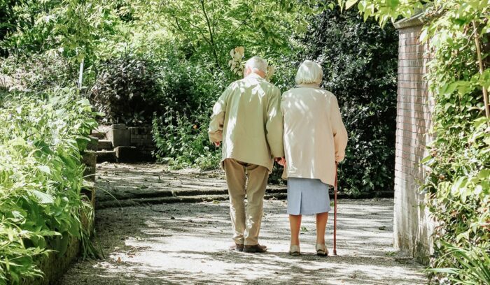 Elderly couple, for article on global life expectancy
