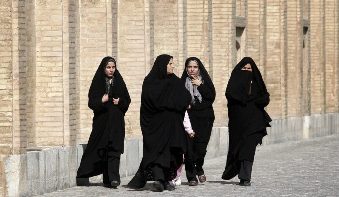 Iranian women in burqas, for article on Iranian women's suffrage