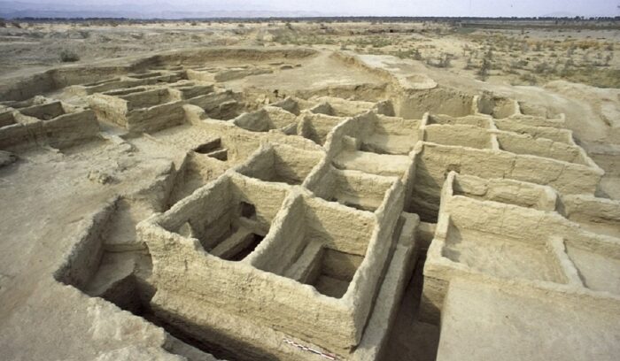 image for article on Mehrgarh settlement