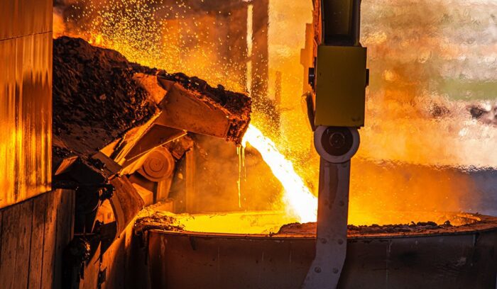 Molten iron ore, for article on Song dynasty steelmaking