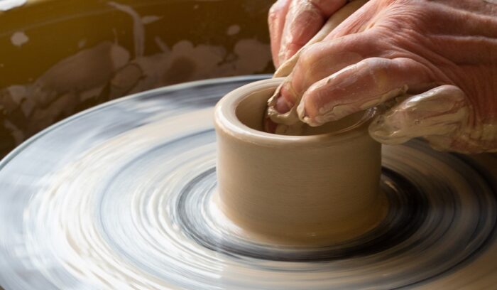 image for article on potter's wheel Mesopotamia