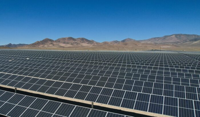 Solar farm in the desert, for article on Al Dhafra solar power plant