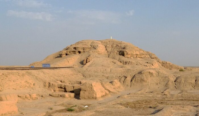 White Temple ziggurat in Uruk, for article on Uruk city