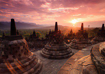 sander wehkamp unsplash, for article on Borobudur Buddhist temple