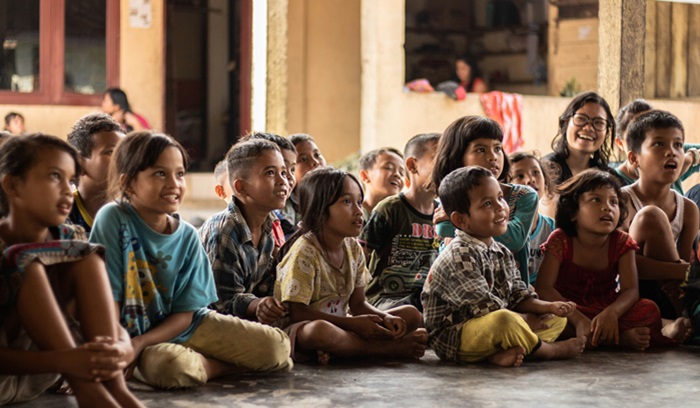 Indonesian children smiling