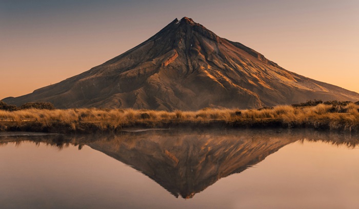 New Zealand's Taranaki Mounga