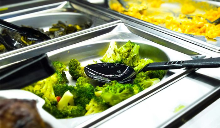 Cafeteria lunch, for article on €1 meal program